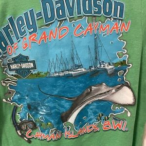 Harley Davidson Cayman Islands tee medium